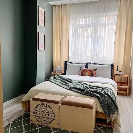 Charm And Cosy 2br Apartment